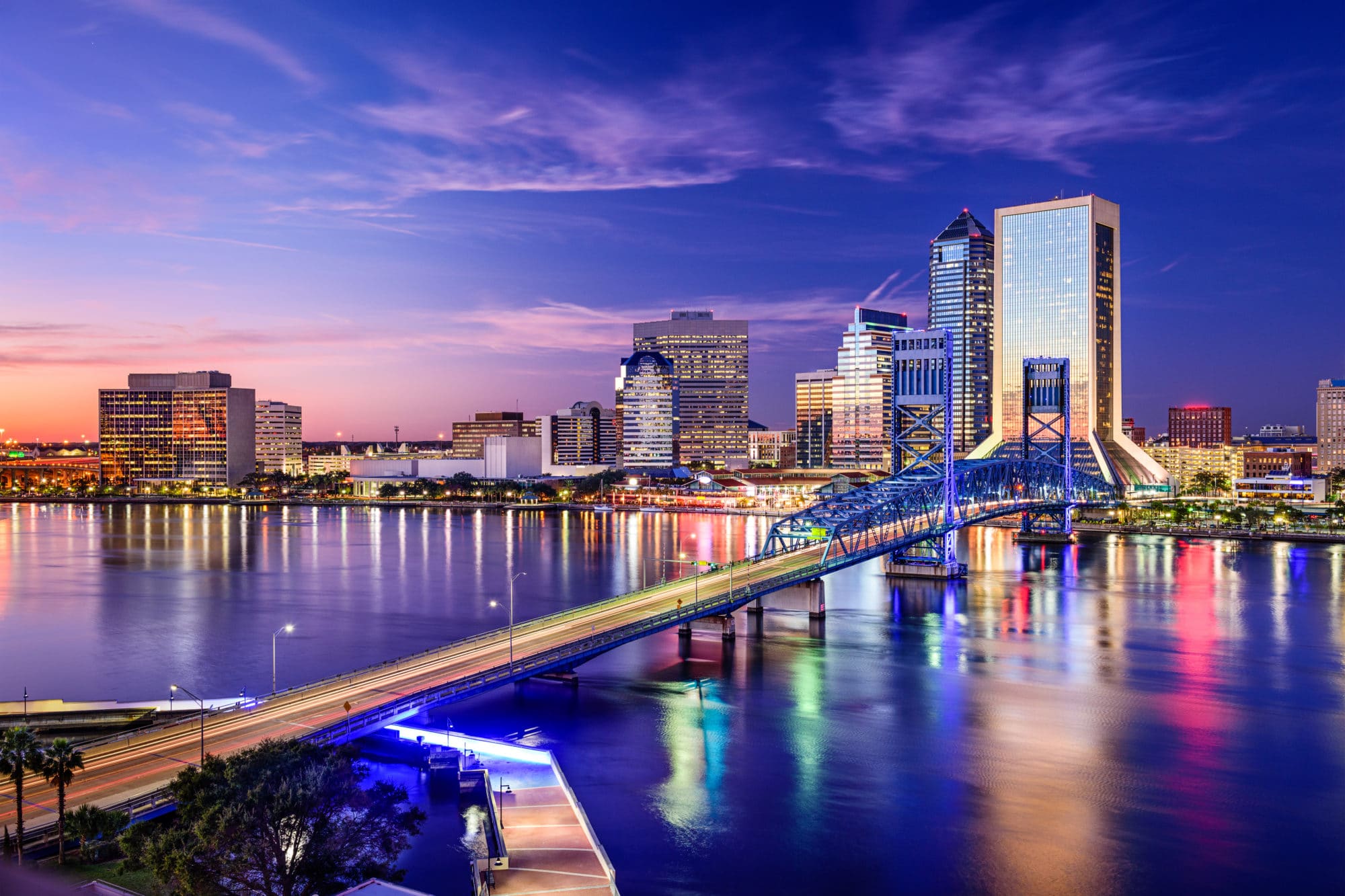 Jacksonville, FL - APM Inn & Suites - Hotel Rooms Jacksonville, FL